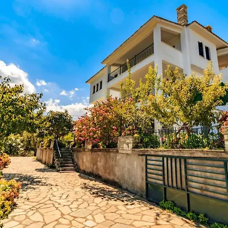 Zina In Pelion Apartament *